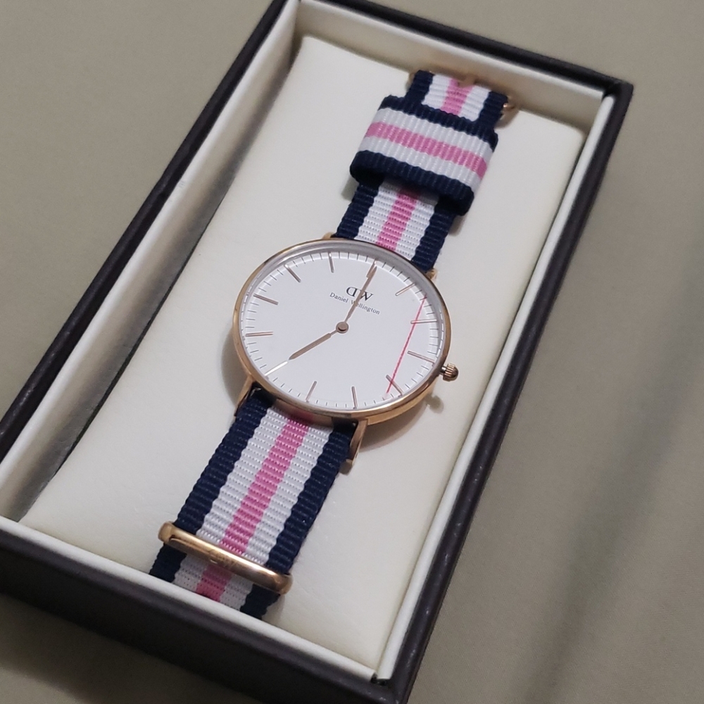Daniel Wellington Classic Southampton Watch ⌚ - Picture 5 of 6